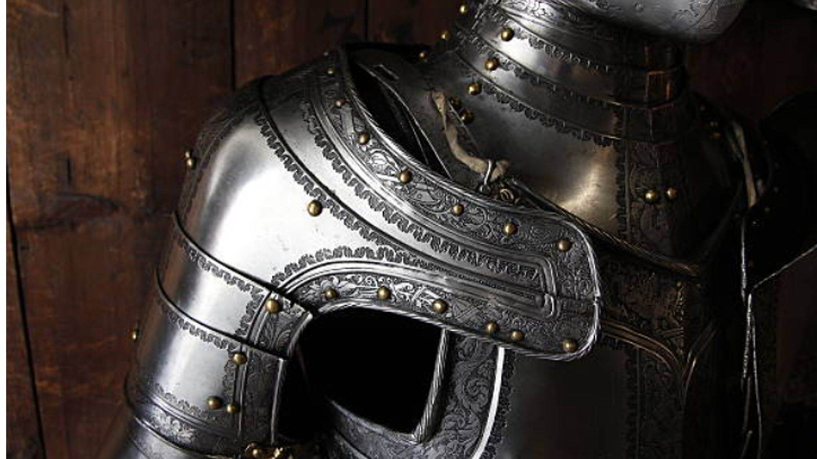 High Gothic Armour - Age of Armour  Suit of armor, Medieval armor, Armour