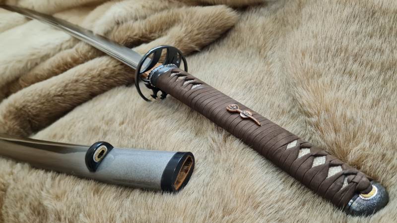Embrace Power and Luxury: T...