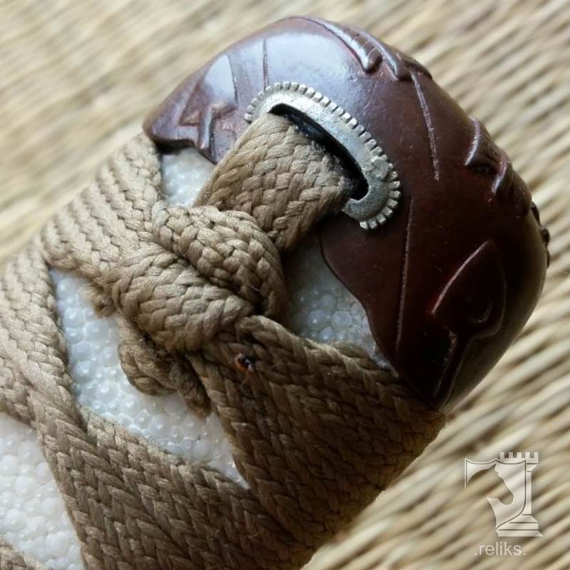 A Makidome On A Modern Production Sword. Many Production Pieces Echo The Traditional Look, But Collectors Should Look Closely At Bulk, Tension, And How Naturally The Finish Integrates With The Kashira.