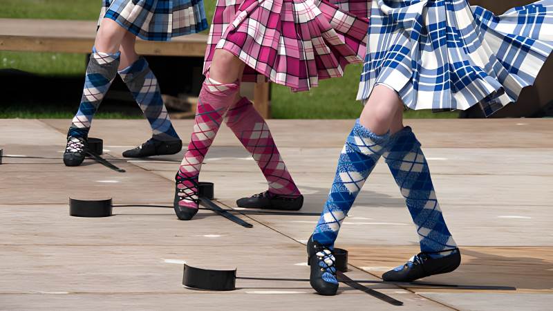 Highland Sword Dance: Embod...