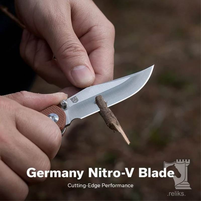 A Good Pocket Knife Should Stay Sharp Through Everyday Tasks