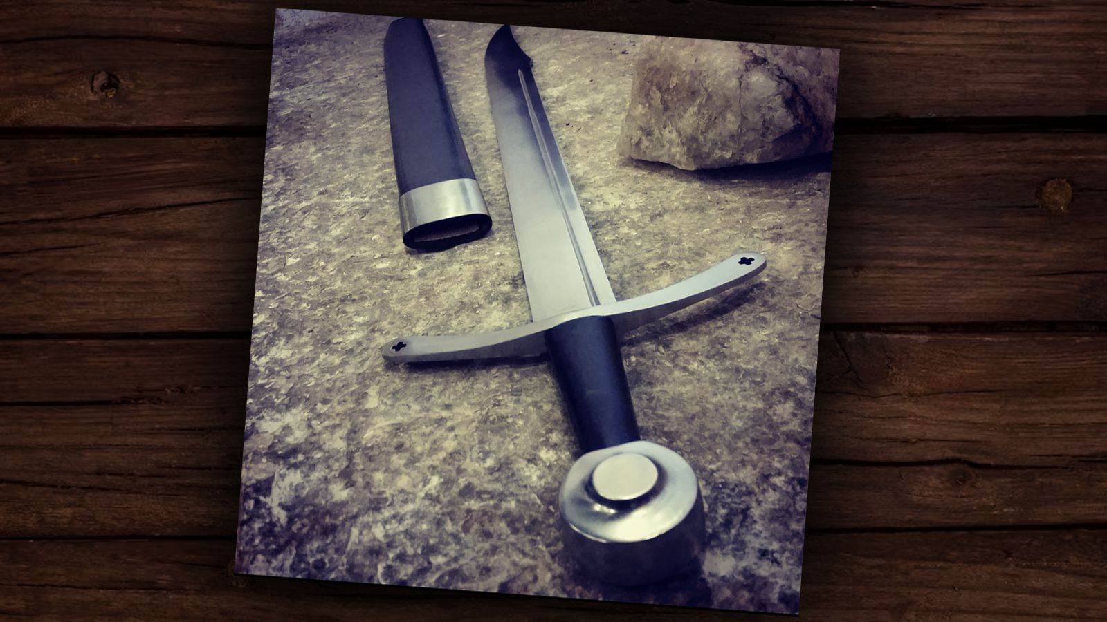 The Falchion, a Sword for Commoners and Kings