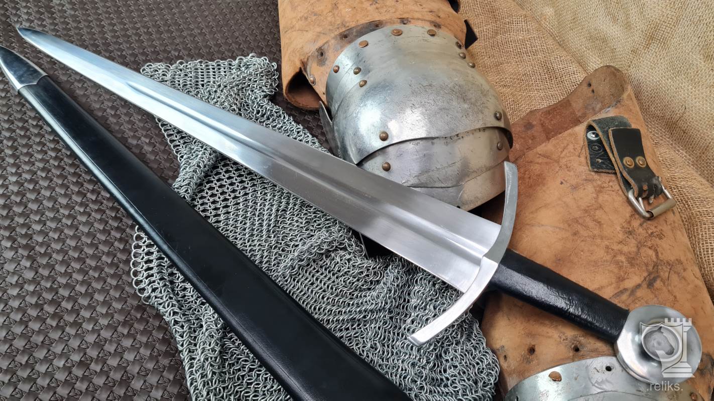 Oakeshott Type XIV Sword