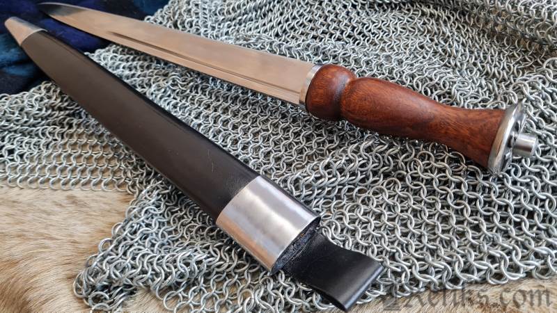 Primitive Scottish Dirk