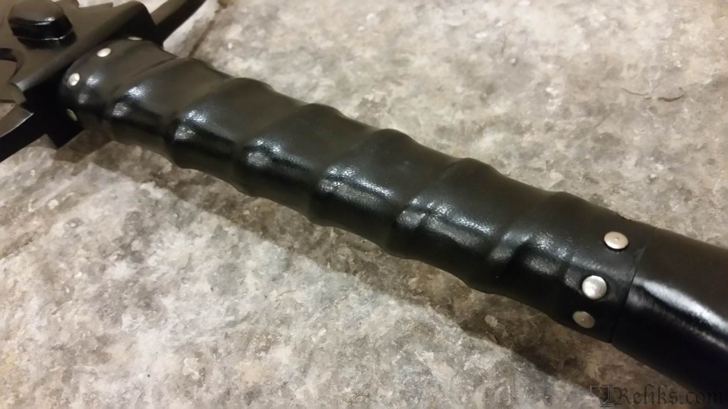 leather ribbed grip