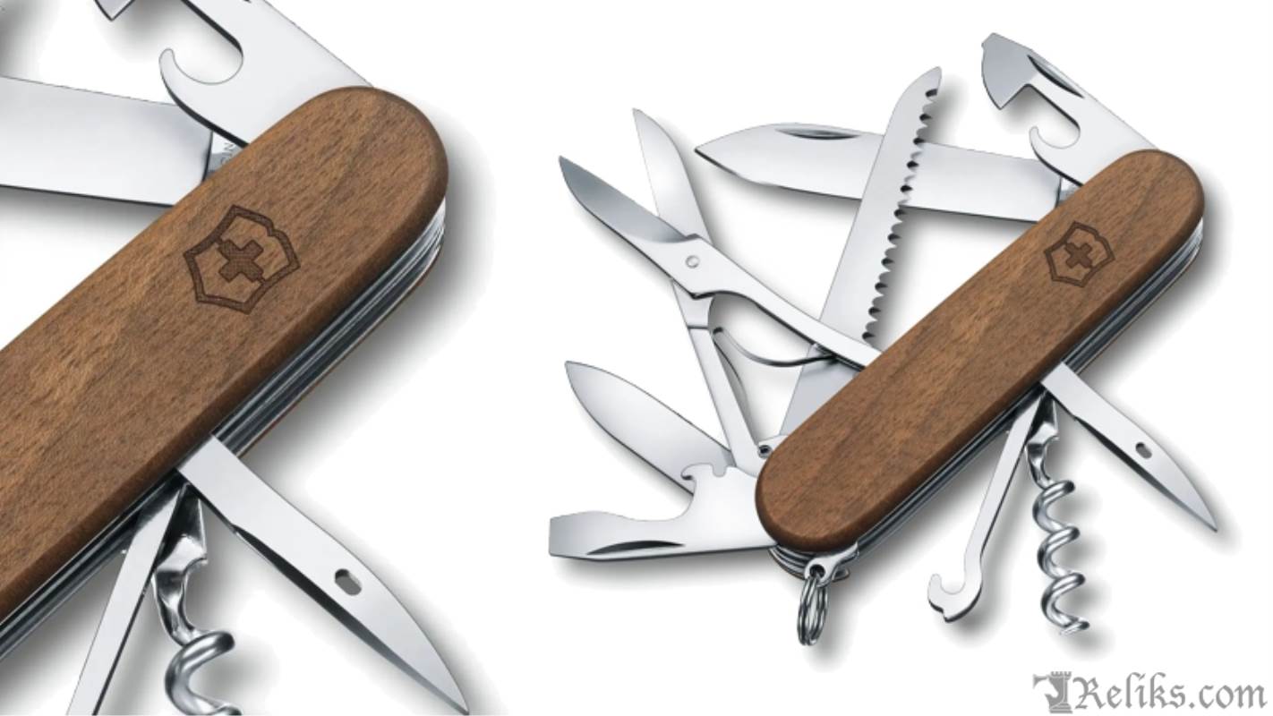 huntsman wood handle knife