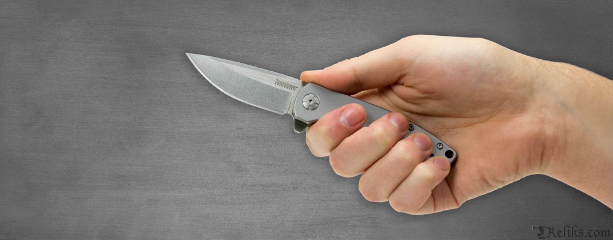pico knife in hand