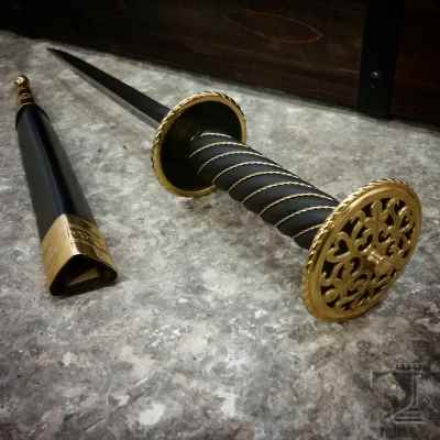 Auray Rondel Dagger