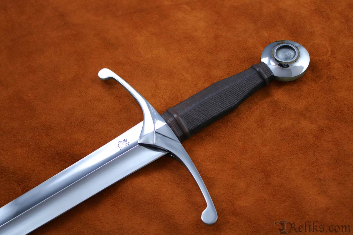 the squire sword hilt