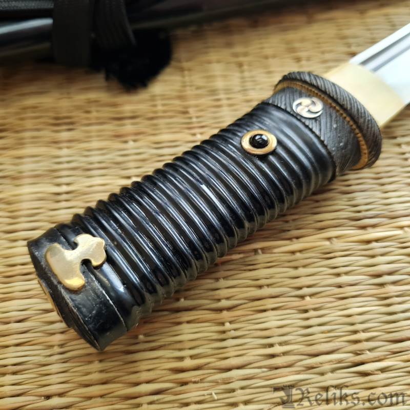 great wave tanto tsuka