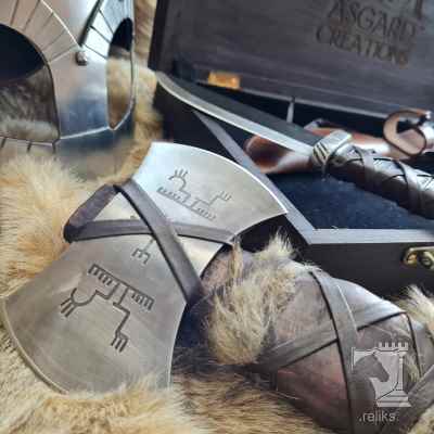  Asgard Creations Axe & Knife Boxed Set