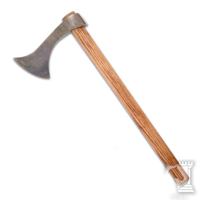 Francisca Axe